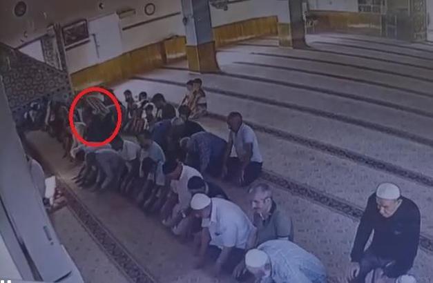 Camideki cinayetin güvenlik kamerası görüntüleri ortaya çıktı