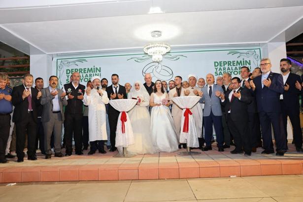 Adıyaman’da toplu nikah ve düğün töreni