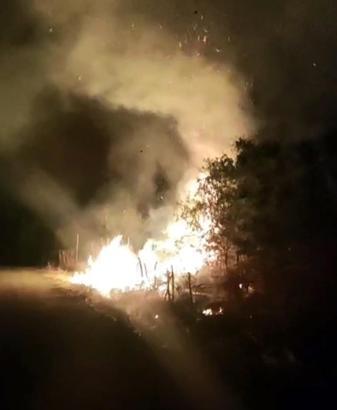 Tekirdağ’da otluk alanda çıkan yangın, büyümeden söndürüldü