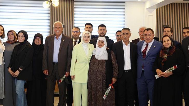 Bakan Göktaş, şehit ailelerine 'Terörsüz Türkiye'yi anlattı