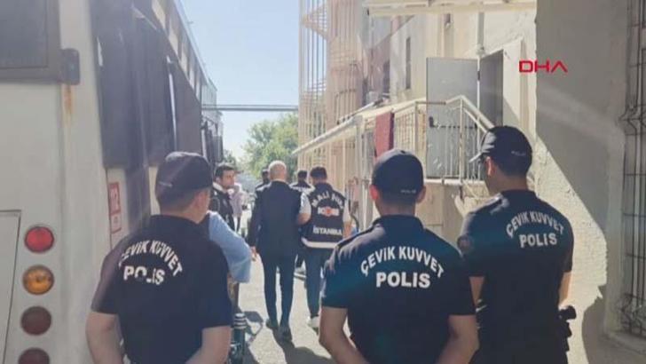 İBB'ye yönelik soruşturma kapsamında gözaltına alınan 17 şüpheli adliyeye sevk edildi