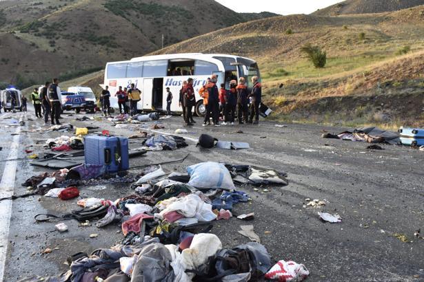 4 kişinin öldüğü kazada otobüs şoförü gözaltında