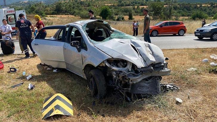 Takla atan otomobildeki 7 yaşındaki Azra öldü, ailesi yaralı