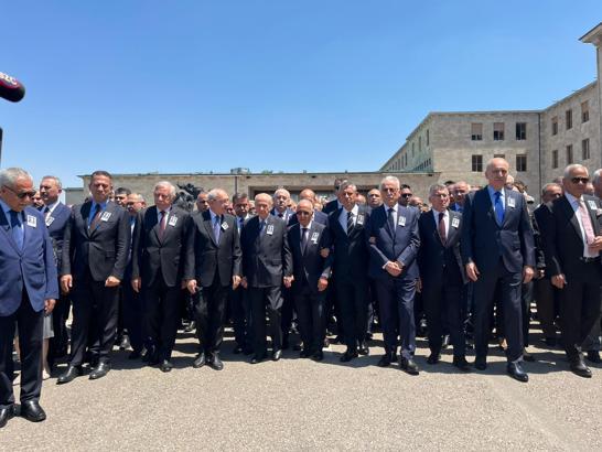 Eski CHP Genel Başkanı Öymen için TBMM'de tören