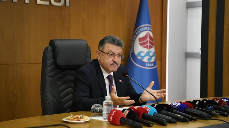 Başkan Genç: Özgür Bey'i özür dilemeye davet ediyorum