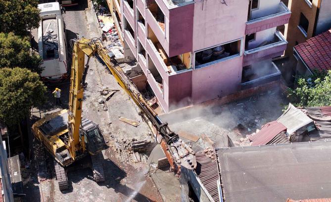 Bahçelievler’de 69 bağımsız birim yıkıldı