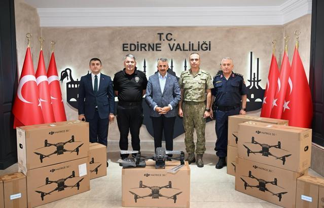 Edirne'de güvenlik güçlerine yeni nesil İHA'lar alındı