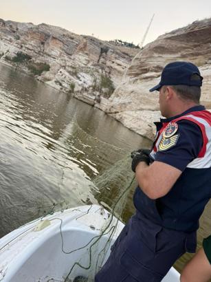 Batman'da 2900 metre hayalet ağ toplandı