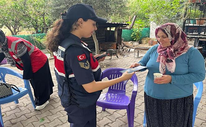 Kahve Bizden Sohbet Sizden projesi kapsamında hane ziyareti yapıldı