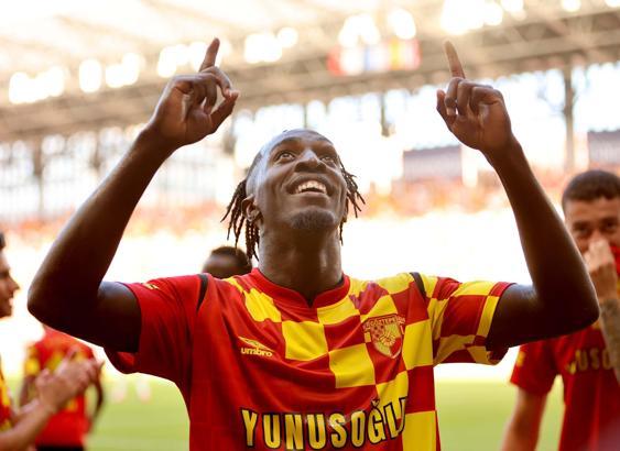 Göztepe'de Solet defteri kapandı