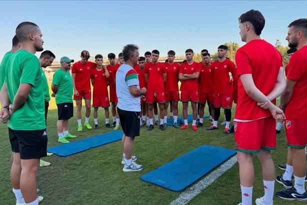 Karşıyaka sahaya indi