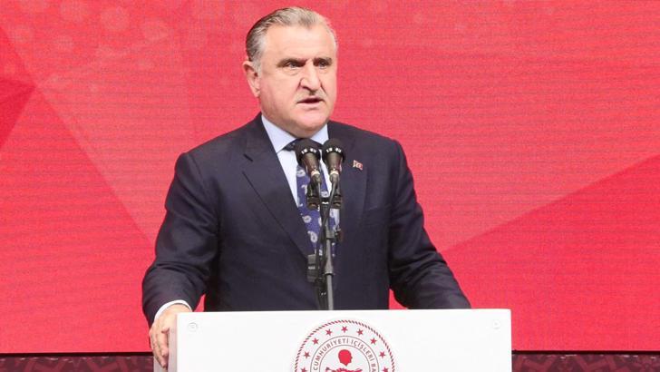 İstanbul - Bakan Yerlikaya: Geçen yıl 510 müsabakada 6 bin 818 kişi hakkında yasal işlem yapıldı - 1