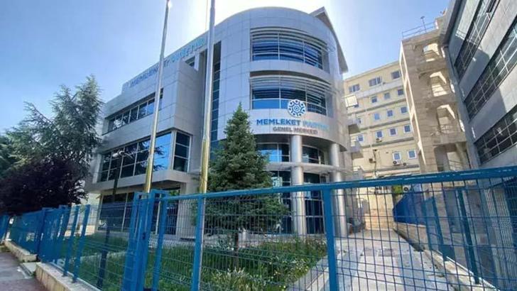 Memleket Partisi kapatıldı