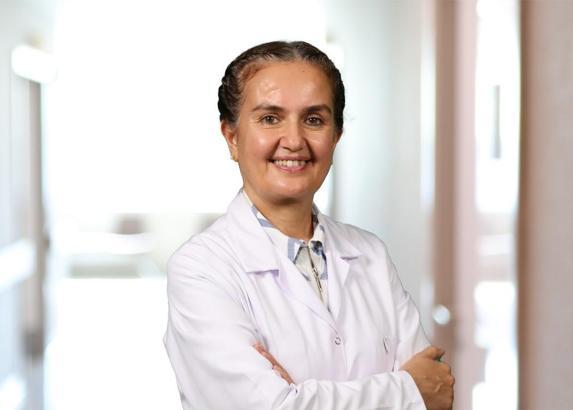 'Baş ağrısını önlemek için yazın su tüketimine dikkat edin'