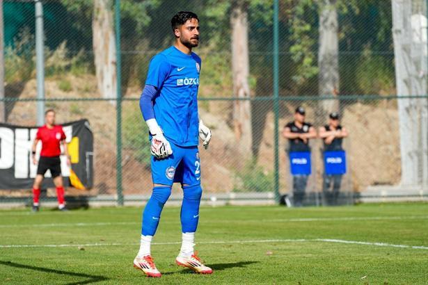 Altınordu kalecisi Serhat Kocaelispor'da