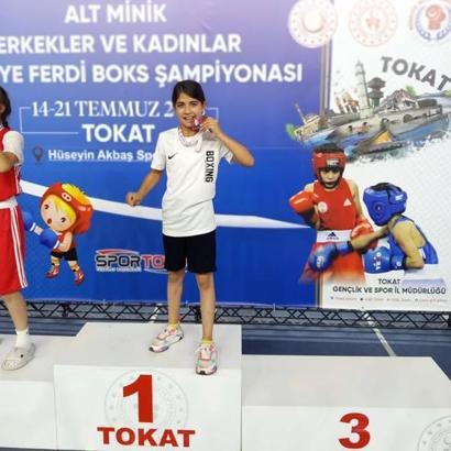 Çamardı’dan Türkiye üçüncülüğü gururu