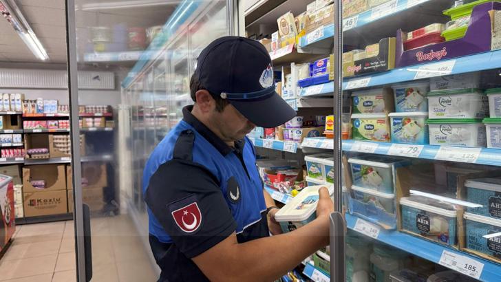 Tokat Belediyesi’nden marketlerde denetim