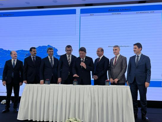 Bakan Tunç: Kanunlardan kaynaklanan birçok hususu değerlendiriyoruz