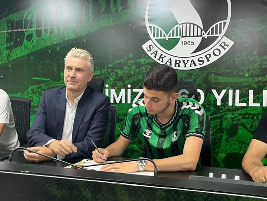 Sakaryaspor iki ismi daha kadrosuna kattı