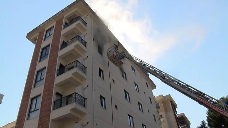 Maltepe'de 5 katlı binada çıkan yangın söndürüldü