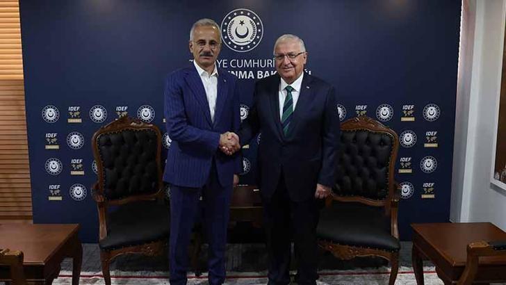 Bakan Güler ve Bakan Uraloğlu bir araya geldi