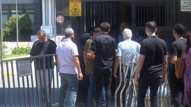 İstanbul - Şişli'de evinde ölü bulunan ekonomistin cenazesi yakınları tarafından teslim alındı