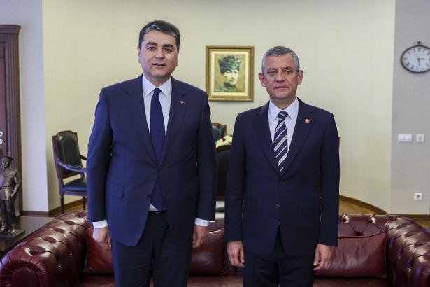 Özgür Özel: Orman yangınlarıyla etkin mücadeleden tasarruf ediyorlar