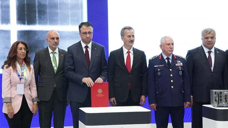 ASELSAN, IDEF 2025'te T-Link ve ASELFLIR-600'ü tanıttı