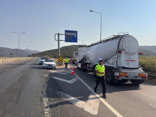 Sakarya'da yangınlar söndürüldü; Bayat'ta alevler kısmen kontrol altında (2)