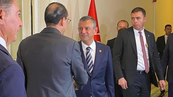 MİT Başkanı Kalın, Özgür Özel'i ziyaret etti