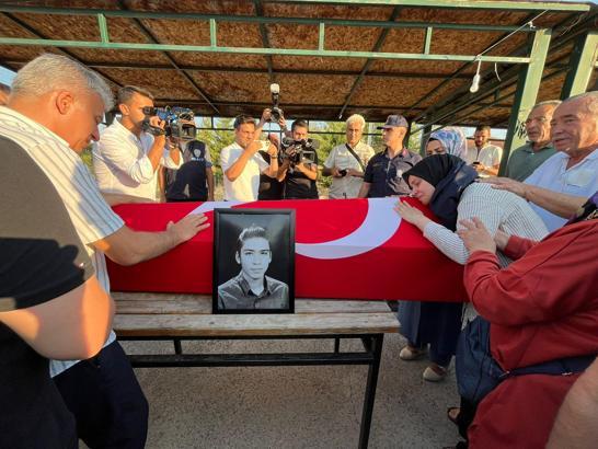 Şehit AKUT gönüllüsü Özcan, Ankara'da toprağa verildi