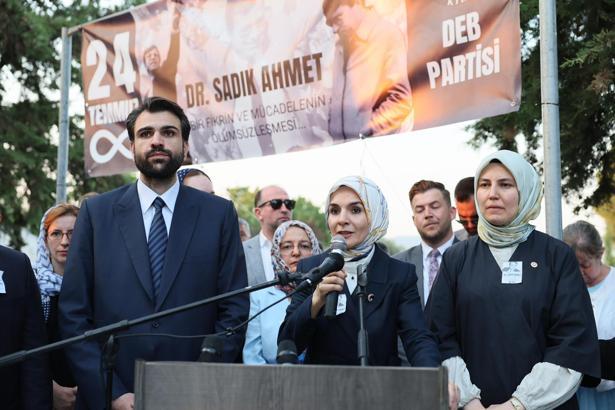 Bakan Göktaş, Gümülcine'de Doktor Sadık Ahmet için düzenlenen anma törenine katıldı