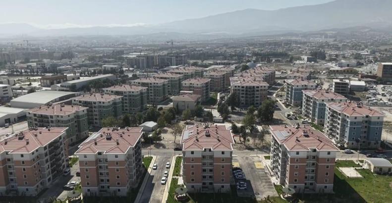 Antakya’da 600 konut depremzedelere teslim edildi