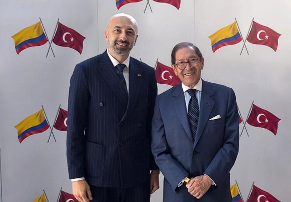 Kolombiya’nın bağımsızlık günü Antalya’da kutlandı