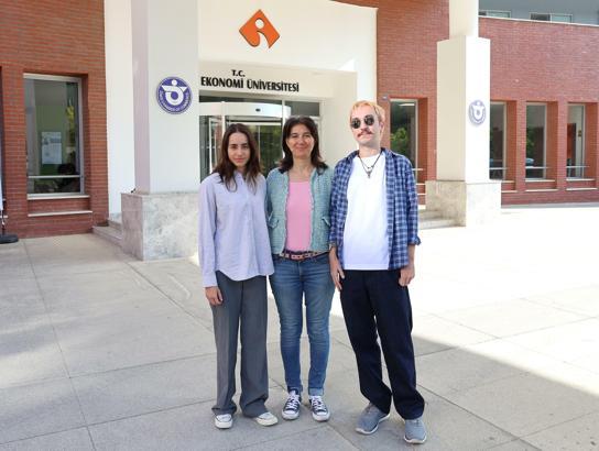 Akıllı asistana 'akademik' destek