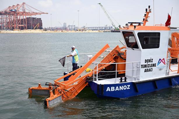 Büyükşehir ile Mersin denizi atıklardan arınıyor