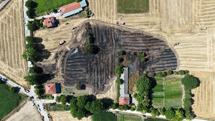 Bolu'da anız yangını evlere sıçramadan kontrol altına alındı