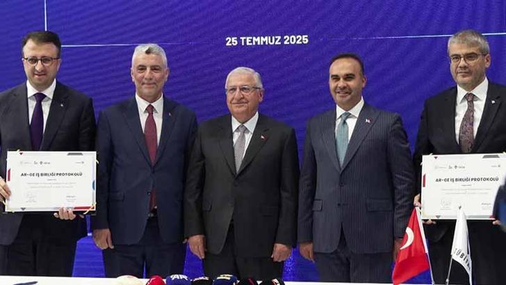 Bakan Kacır: GÖKHAN ile süpersonik hızlarda görev yapabilen füze projesini adım adım gerçeğe dönüştüreceğiz