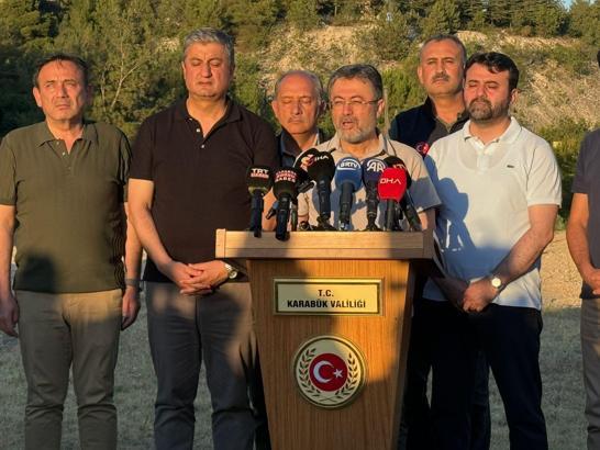 Bakan Yumaklı: Herkes bu savaşta yeşil vatan için mücadele ediyor