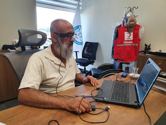 Engelleri aştı, şimdi mühendis adaylarına engelsiz yaşamı anlatıyor