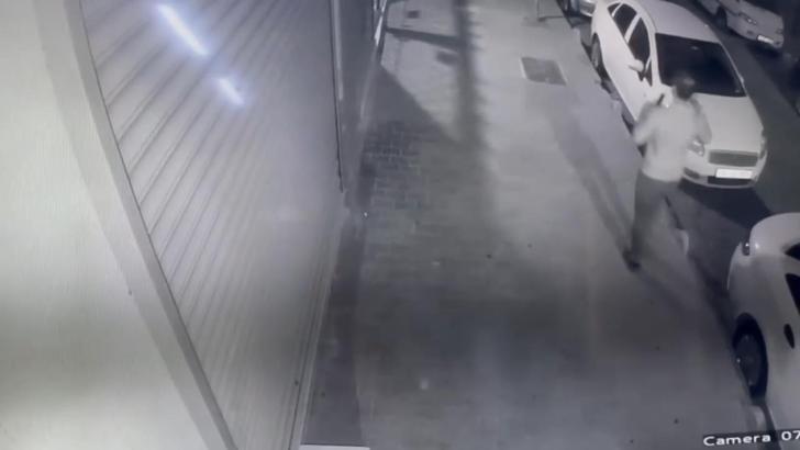 İstanbul - Bahçelievler’de 'dur' ihtarına uymadı, pompalı tüfek ve tabanca ile ateş açtı