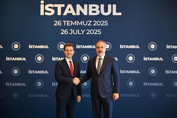 İstanbul- Bakan Fidan, Kuzey Makedonya Dışişleri ve Dış Ticaret Bakanı Mucusnski ile bir araya geldi