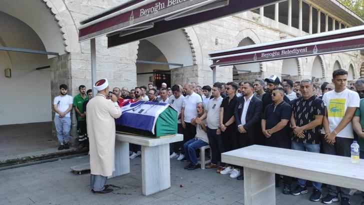 İstanbul- Beyoğlu'nda kazada hayatını kaybeden belediye işçisi son yolculuğuna uğurlandı