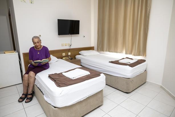 Refakatçi evi, hasta ve yakınlarını ağırlamaya devam ediyor