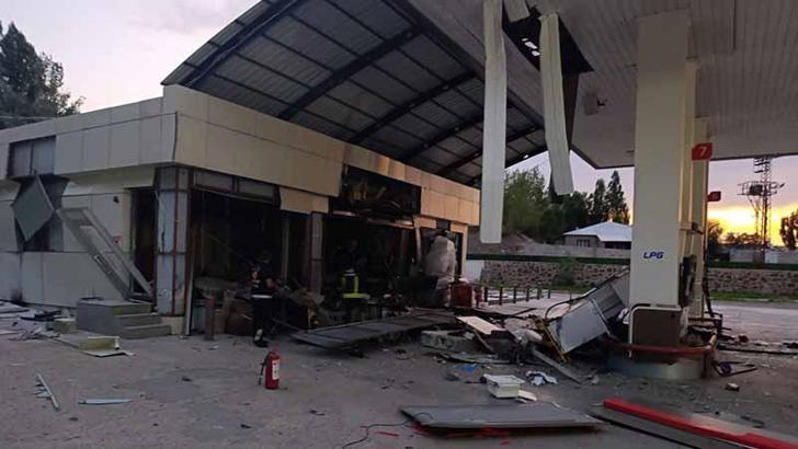 Van'da akaryakıt istasyonunda patlama: 1 yaralı