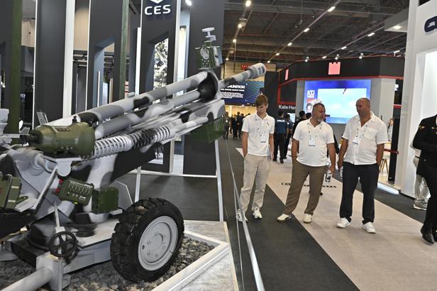 İstanbul- Yerli AESA Radar IDEF 2025’te sergilendi