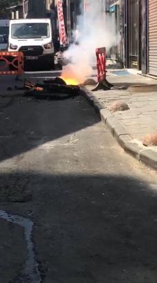 İstanbul - Kağıthane'de yeraltı elektrik kablolarında patlama