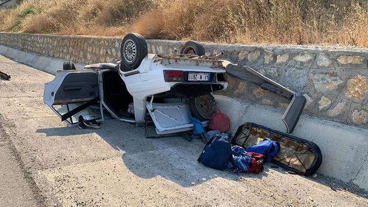 İzmit'te otomobil takla attı: 4 yaralı