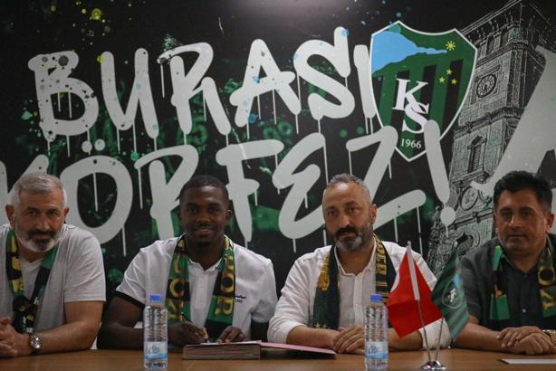 Anfernee Jamal Dijksteel resmen Kocaelispor’da