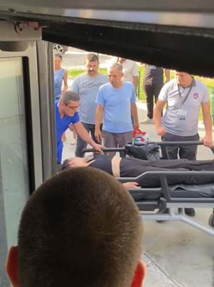 Otobüs şoförü, rahatsızlanan yolcuyu hastaneye yetiştirdi
